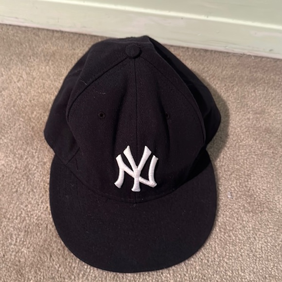 Vintage Era York Yankees official on field cap - Picture 1 of 4